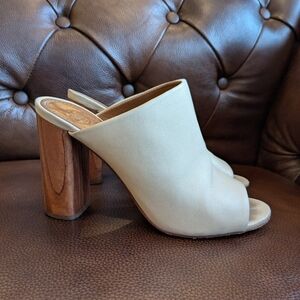 Tory Burch Raya Elegant Cream Mules Heels 7.5